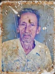 Can someone restore this picture, this is my father in laws's only pic from  his young age. Thank you in adnvance.