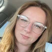 Female housemates in Kansas City, Jackson County, MO