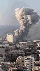 Massive enough that it was heard in greece downtown beirut, after the explosion. Beirut Explosion Aug 4 2020 Gif By Steepo Gfycat