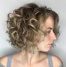 65 Different Versions Of Curly Bob Hairstyle Blonde Curly Bob Curly Hair Styles Naturally Messy Blonde Bob