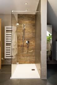Armaturen Begehbare Bei Dusche Frei Retrostyle Und Wanne Waschti Frei Begehbare Dusche Arm Begehbare Dusche Ebenerdige Dusche Badezimmer Dachschrage