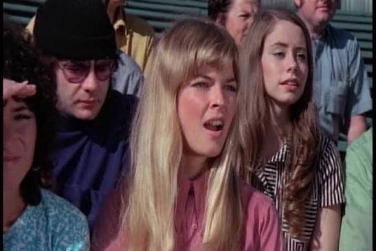 Happyotter: THE YOUNG GRADUATES (1971)