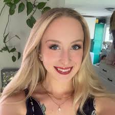 did you know there was a time when giving birth looked like this? •  partners weren't allowed in the room • moms were given a mix of morphine  and scopolamine called “twilight