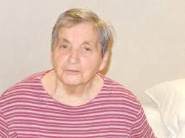 Mary Anania's Instagram, Twitter & Facebook