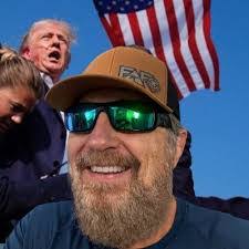 David Storie's Instagram, Twitter & Facebook