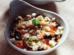 Decouvrez La Recette Gratin Courgette Tomate Feta Sur Cuisineactuelle Fr Recette Gratin Courgette Gratin De Courgettes Recette