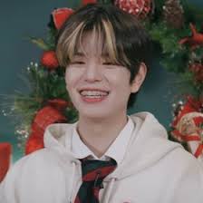 violet kim (vioooooo32222)