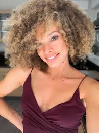Miss france 2019 wikipedia en.wikipedia.org. Bon Aurelie Roux Miss Alsace 2020 Pour Miss France 2021 Facebook