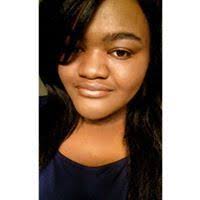 Miranda Betts's Instagram, Twitter & Facebook