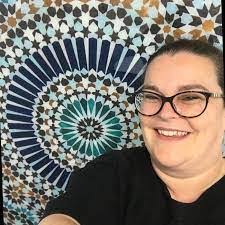 Rhiannon Giles's Instagram, Twitter & Facebook