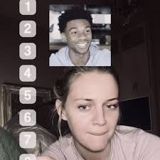 A Namorada do Chase: A Beleza de Madelyn Cline em Outer Banks