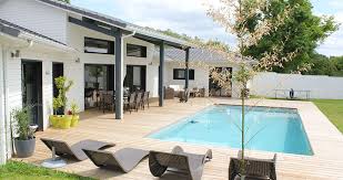 A L Origine De Cette Belle Aventure Un Coup De Cœur Pour Un Terrain D Exception Dans Un Petit Vi Maison Bois Maison Ossature Bois Construction Maison Moderne