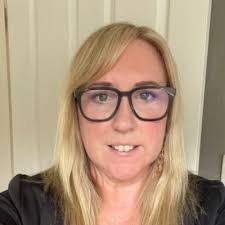 Amanda Tolley's Instagram, Twitter & Facebook