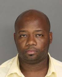 Newark police detective pleads guilty to beating handcuffed prisoner