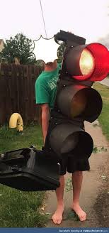 How Big Traffic Lights Actually Are Funsubstance Funny Reaction Pictures Its Time To Stop Reaction Pictures