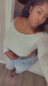 Thank you Leigh, Eric, Isabelle and Kelly at Nails On Main for taking great  care of our nails & toes today. We ❤️ you all!