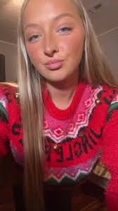 Fun and Trendy Holiday Outfit Ideas