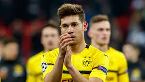 Raphaël guerreiro (raphaël adelino josé guerreiro, born 22 december 1993) is a portuguese footballer who plays as a left back for german club borussia dortmund, and the portugal national team. Guerreiro Mit Bekenntnis Zum Bvb German Site