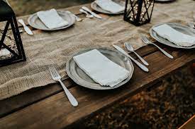 See family eating dinner stock video clips. Dinner Table Pictures Hd Download Free Images On Unsplash