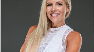 022: The Truth About Fitness Competitions with Lindsey Mathews