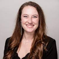 Samantha Vandusen's Instagram, Twitter & Facebook