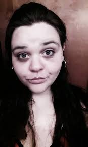 My cat's new food and water bowl is so happy to be filled!