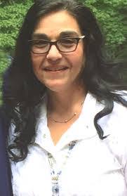 Kristen Gilbride's Instagram, Twitter & Facebook