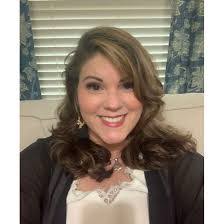 Traci Tanner's Instagram, Twitter & Facebook