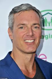 Lleyton Hewitt's 'nasty situation' with a black linesperson