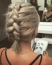 I am by no means a professional but just sharing how i do it! 27 Braid Hairstyles For Short Hair That Are Simply Gorgeous