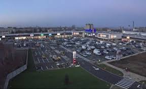 By nick march 28, 2003. Locuitorii Acestui Municipiu Din Romania Au Primul Lor Mall Au Deschis Aici Branduri Mari Capital