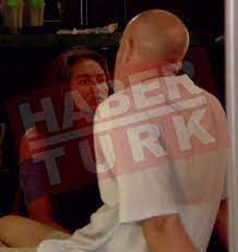Çukur dizisinin remzi'si çağrı atakan'ın sevgilisi eda taşpınar'la gittikleri mekanda laf atan hayranlarını dövdüğü iddiaları bugün gündeme bomba gibi düşmüştü. Eda Taspinar Sevgilisi Cagri Atakan Ile Goruntulendi Magazin Haberleri Magazin Haberleri