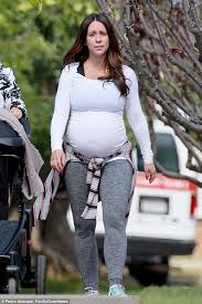 Jennifer love hewitt and husband brian hallisay have welcomed a son, their second child together, hewitt's rep confirmed wednesday to e! Jennifer Love Hewitt Children S Names