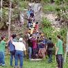It is a trek highly recommended for beginners as the trail is fairly straightforward and well marked and there is only one clear path leading all the way. 1