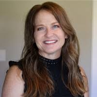 Carrie Stover's Instagram, Twitter & Facebook