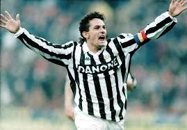 Dovrà essere il giocatore stesso a chiederla. Roberto Baggio Il Campione Italiano Con La Maglia N 10 Officine Brand