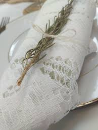 Epingle Par Paris Est Tout Petit Sur Mariage Vintage Decoration De Table Vintage Decoration Vintage Table Vintage