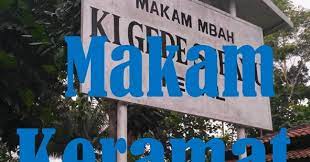 Pada tahun 1767 ada seorang bangsawan dari keraton demak bintoro, bernama raden aryo wiryo yang merasa jenuh dengan keadaan dan kehidupan keraton. Makam Keramat Waliyullah Di Kab Tegal Tempat Wisata Wisata Religi Di Indonesia