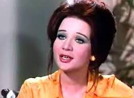 بالفيديو زبيدة ثروت تشعل سيجارة على الهواء http www banotacool net 2015 05 blog post 45 html beauty youtube videos