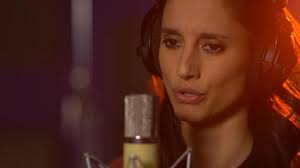 Trokán Nóra Nagy száma!