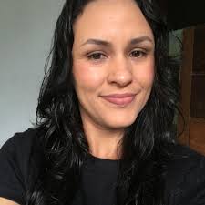 Estão abertas as inscrições para o Processo Seletivo para cargos de caráter  temporário para atuação na Secretaria de Educação. As vagas são para  professores do 6º ao 9º ano do Ensino Fundamental (