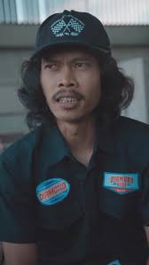 🍊🍊🍊 Sederhana saja. Bertemu teman lama & make some noise together. Tidak  sia-sia menempuh perjalanan 47 menit dari Sleman sampai kota tetangga. Dari  sekian bunga yang bermekaran, Magelang, seperti julukannya, ia lah