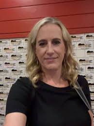 GUITAR VICTORY! I accompanied myself for the first time at a writers round  last night and I did pretty well! Check out the bar chord in the third  video. Impressive, right? What a welcoming (and ...