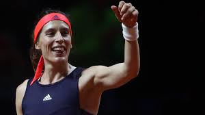 .petkovic partiu para a bola, e como se tivesse colocado com a mão, a bola foi parar no fundo das redes, no ângulo esquerdo do goleiro vascaíno. Andrea Petkovic Zeigt Ihr Home Fitnessprogramm In Corona Krise Eurosport