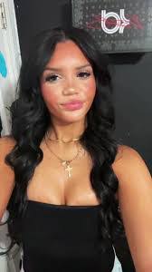 Camille Eldridge's Instagram, Twitter & Facebook