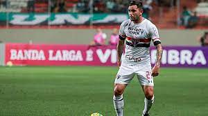 Il débute à santiago wanderers avant de passer par le club de l'universidad de chile. Eugenio Mena Jugo En El Claro Triunfo De Sao Paulo Sobre Corinthians Alairelibre Cl