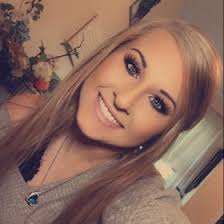 Shayna Walker (thelifeofshay)