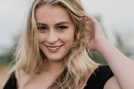 Brittany Friar's Instagram, Twitter & Facebook