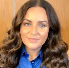 Felecia Knight's Instagram, Twitter & Facebook