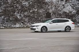 The 2020 optima hybrid starts at $29,310 (msrp), with a destination charge of $925. Der Kia Optima Sw Phev Platin Im Test Autofilou
